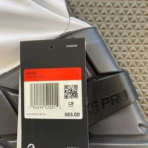 Nike football pro combat drift size Large in men’s